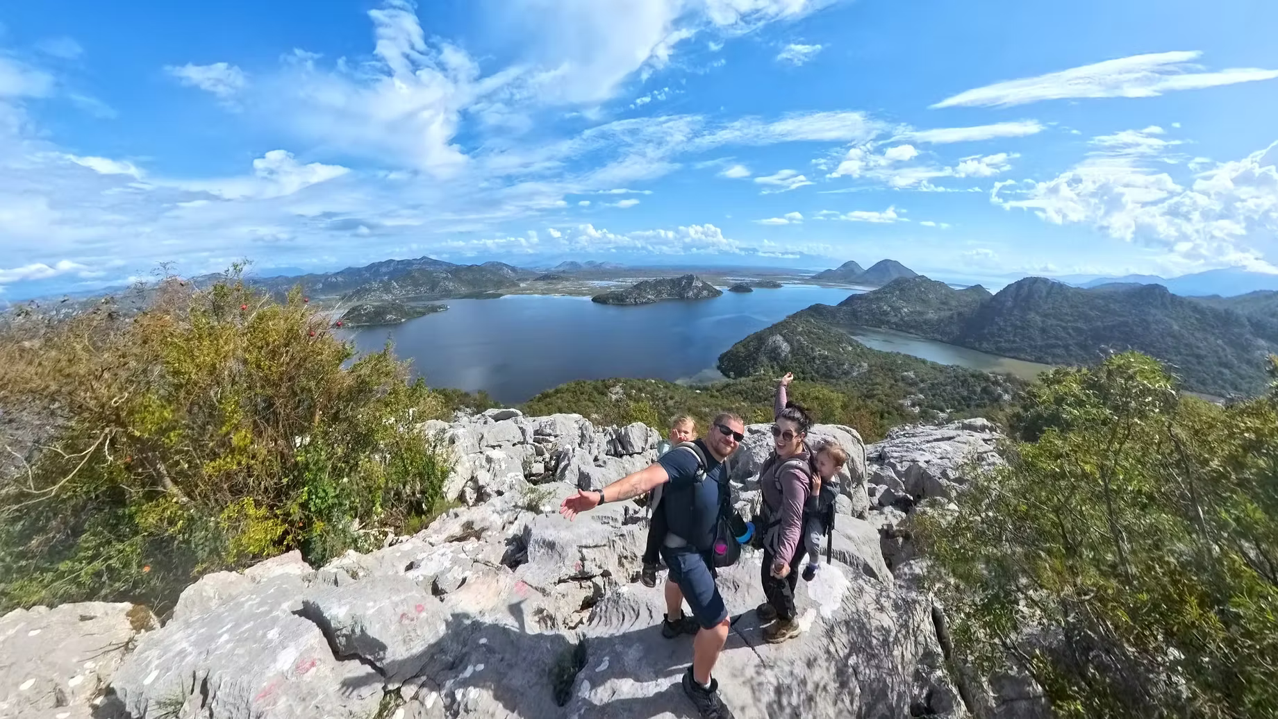 5 Easy Family-Friendly Hikes With Kids That Offer Stunning Views