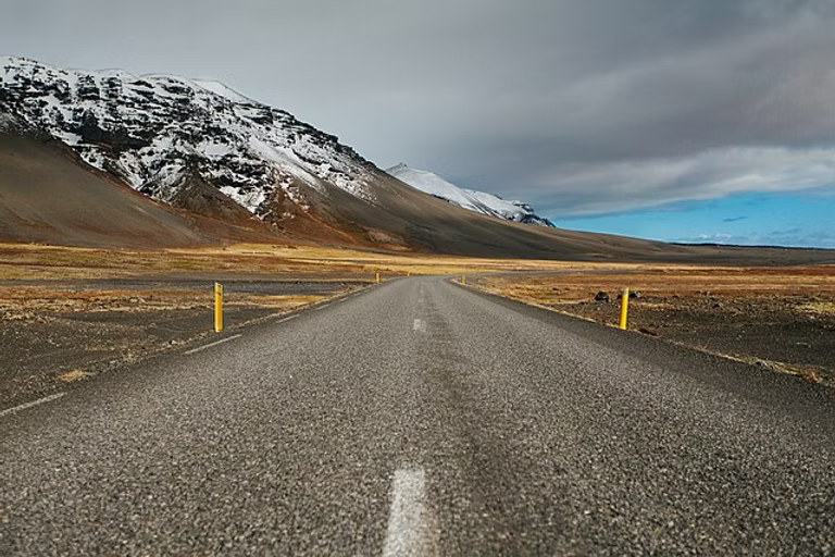 Renting a Car in Iceland: Complete Guide to Rentals & Driving Tips