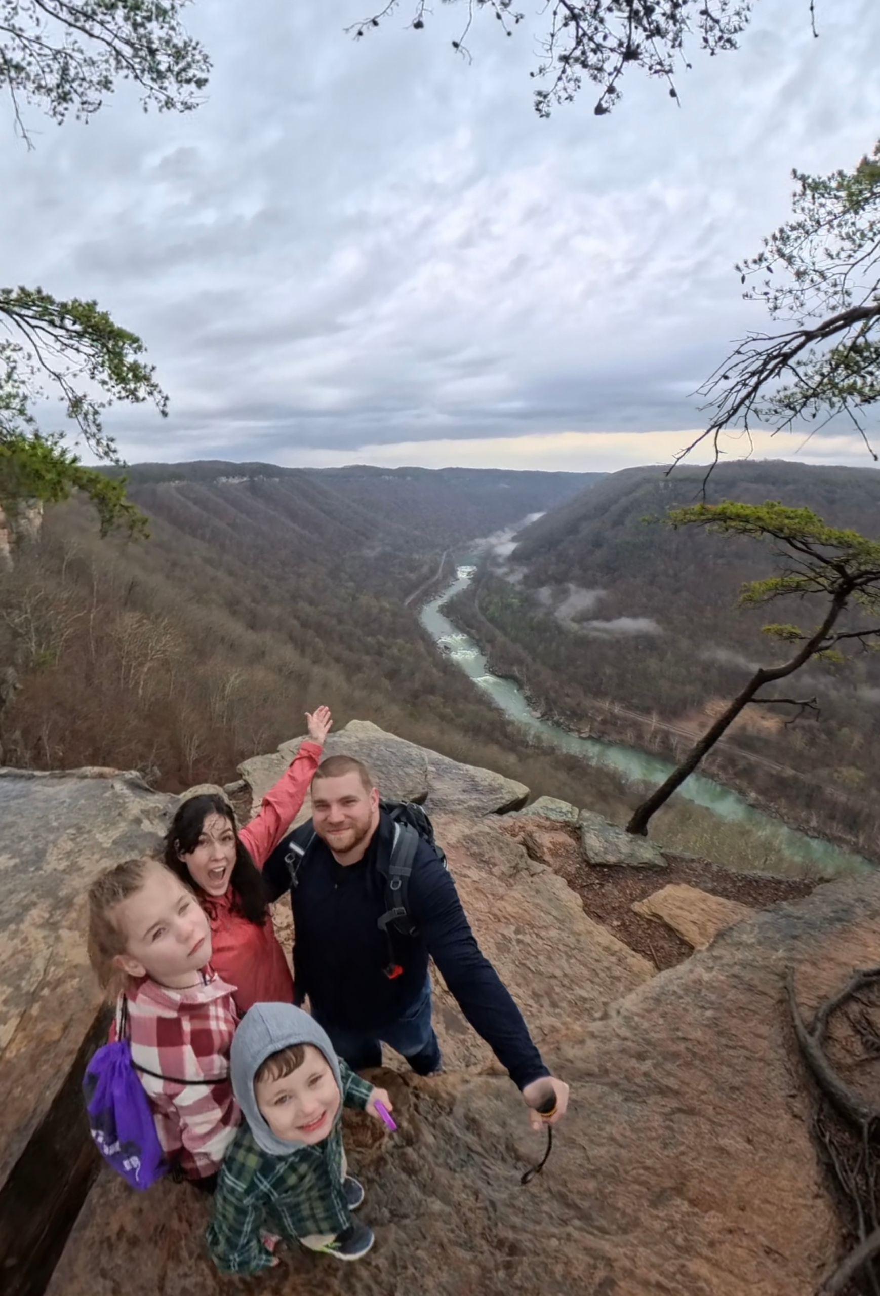 Is Endless Wall Trail Kid-Friendly? Complete Guide to Diamond Point Overlook
